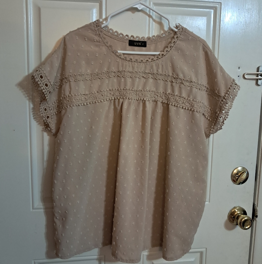 Cute top!